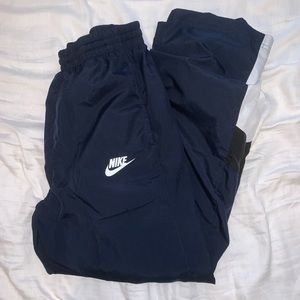 NIKE BOYS JOGGERS
